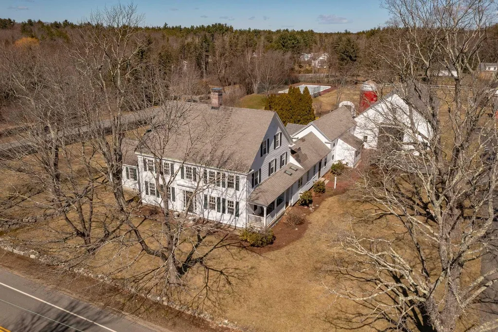 173 Atlantic Avenue North Hampton NH 03862