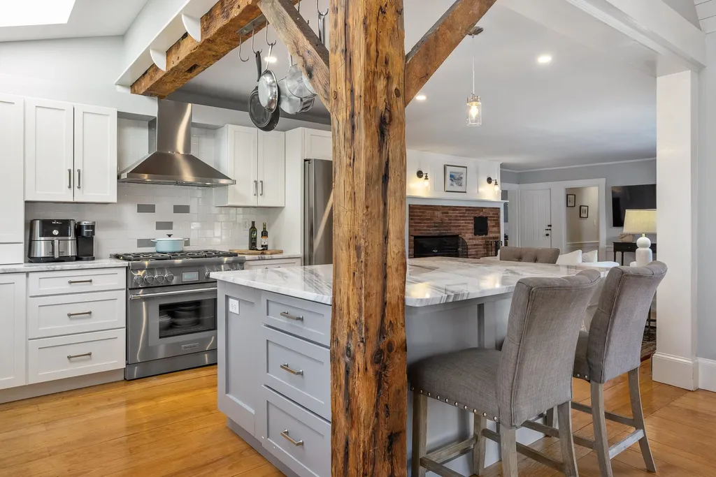 173 Atlantic Avenue North Hampton NH 03862