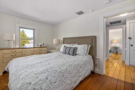 173 Atlantic Avenue North Hampton NH 03862
