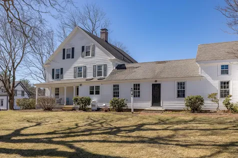 173 Atlantic Avenue North Hampton NH 03862