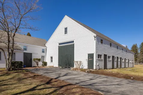 173 Atlantic Avenue North Hampton NH 03862