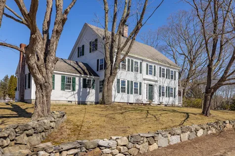 173 Atlantic Avenue North Hampton NH 03862