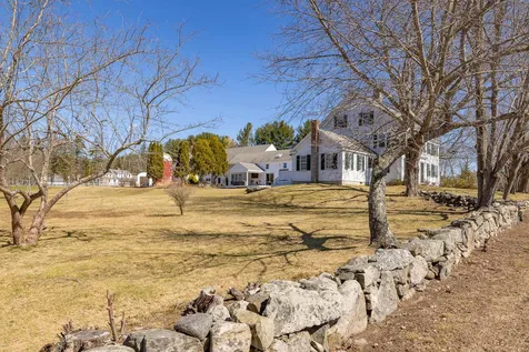 173 Atlantic Avenue North Hampton NH 03862