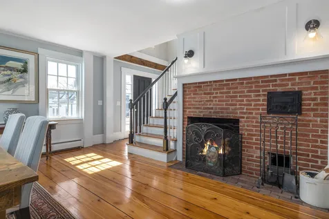 173 Atlantic Avenue North Hampton NH 03862