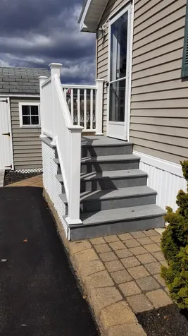 7 Pine Street Epsom NH 03234