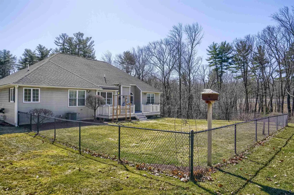 18 Johnson Street Windham NH 03087