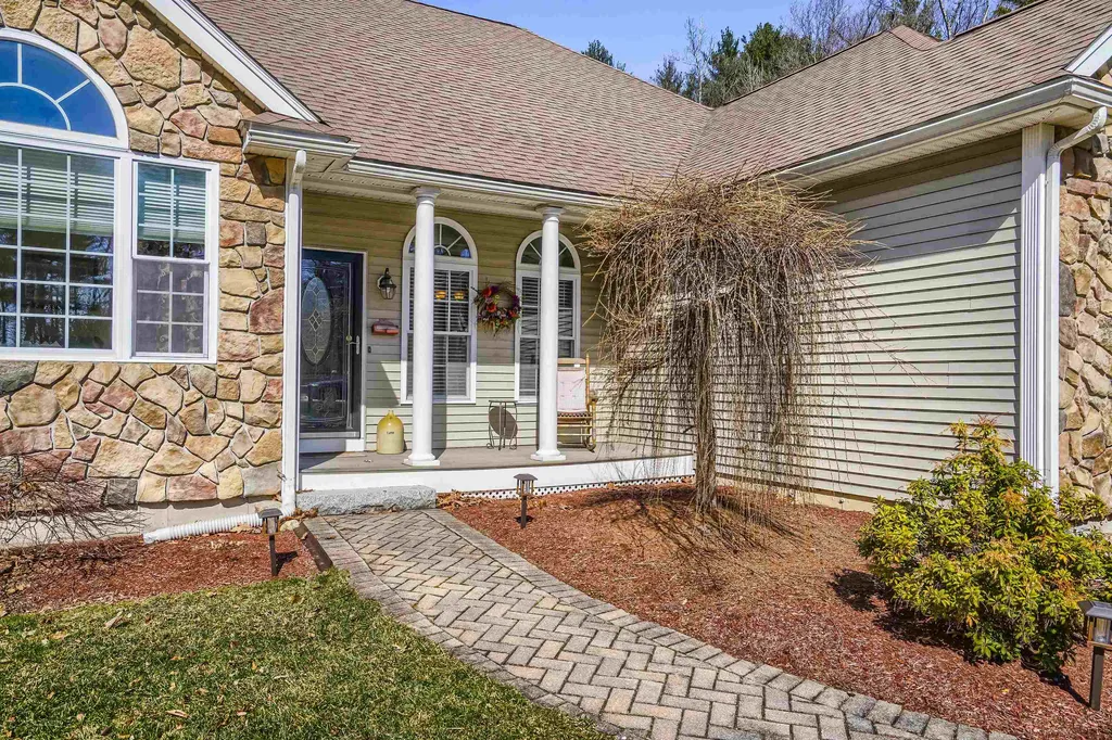18 Johnson Street Windham NH 03087
