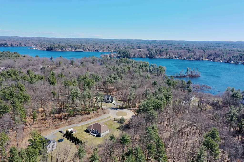 18 Johnson Street Windham NH 03087