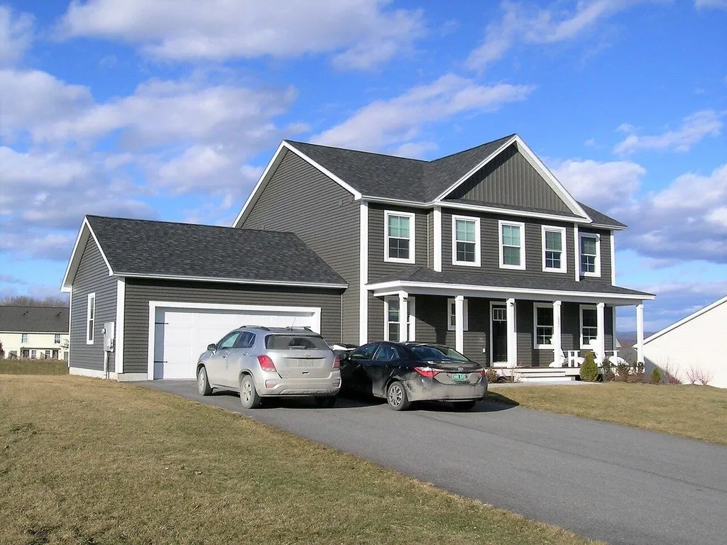 203 Commodore Drive Vergennes VT 05491