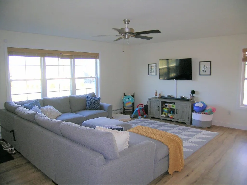 203 Commodore Drive Vergennes VT 05491