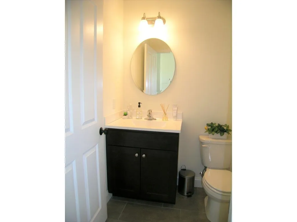 203 Commodore Drive Vergennes VT 05491