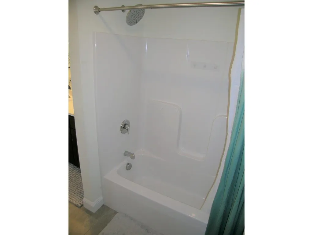 203 Commodore Drive Vergennes VT 05491