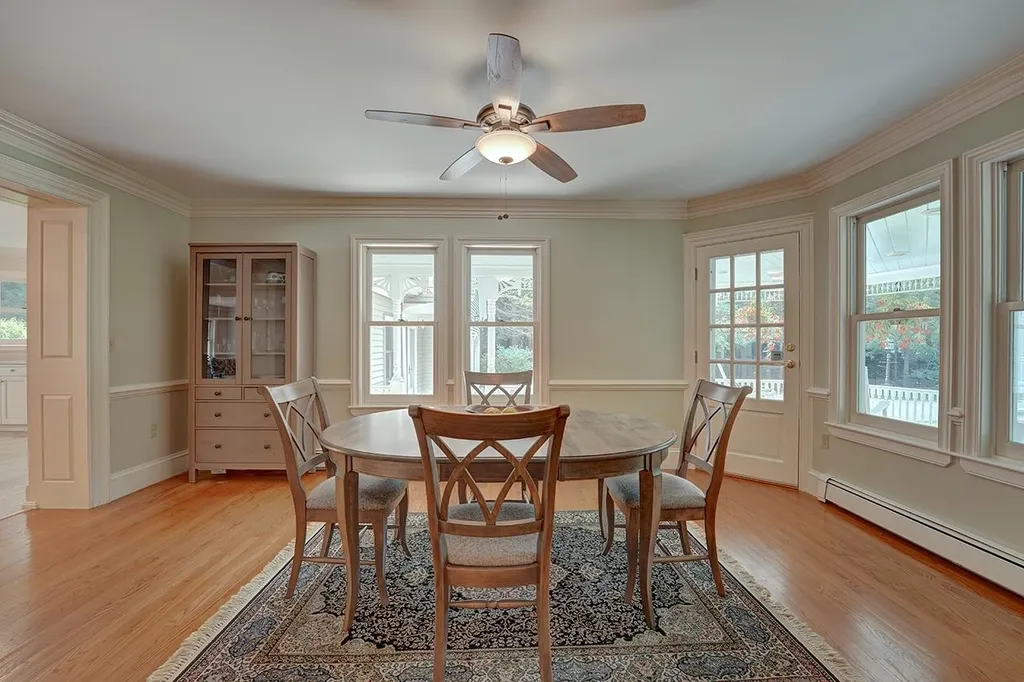 32 Bradley Lane North Hampton NH 03862