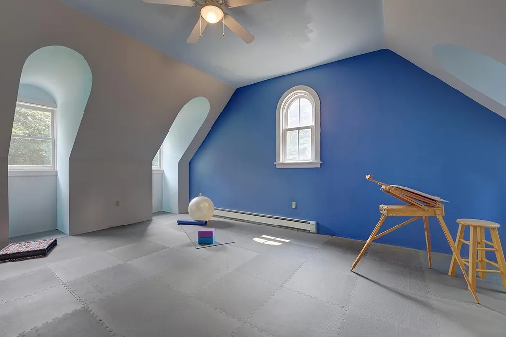 32 Bradley Lane North Hampton NH 03862