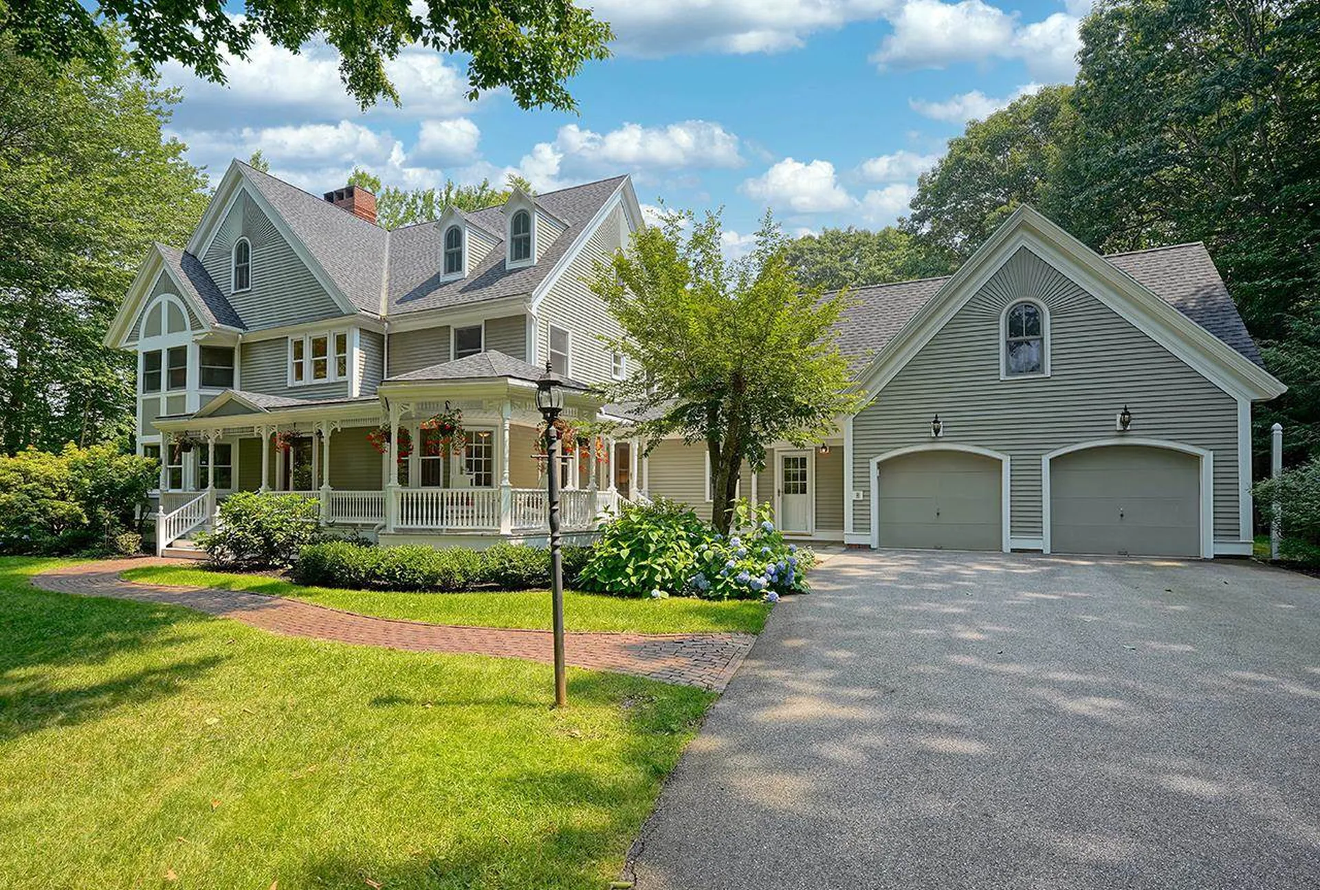 32 Bradley Lane North Hampton NH 03862