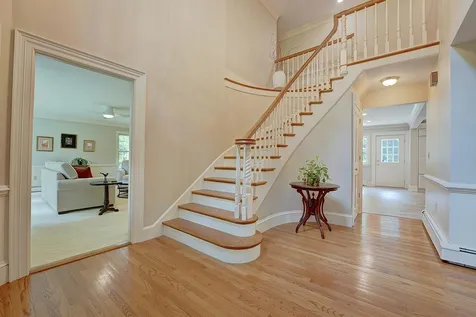 32 Bradley Lane North Hampton NH 03862