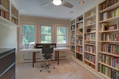 32 Bradley Lane North Hampton NH 03862