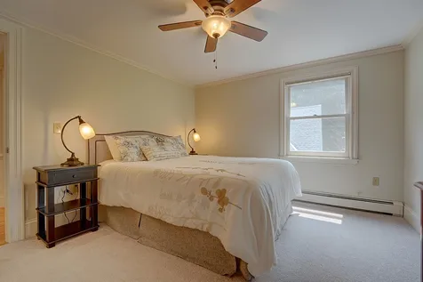 32 Bradley Lane North Hampton NH 03862