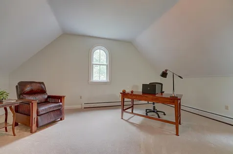 32 Bradley Lane North Hampton NH 03862