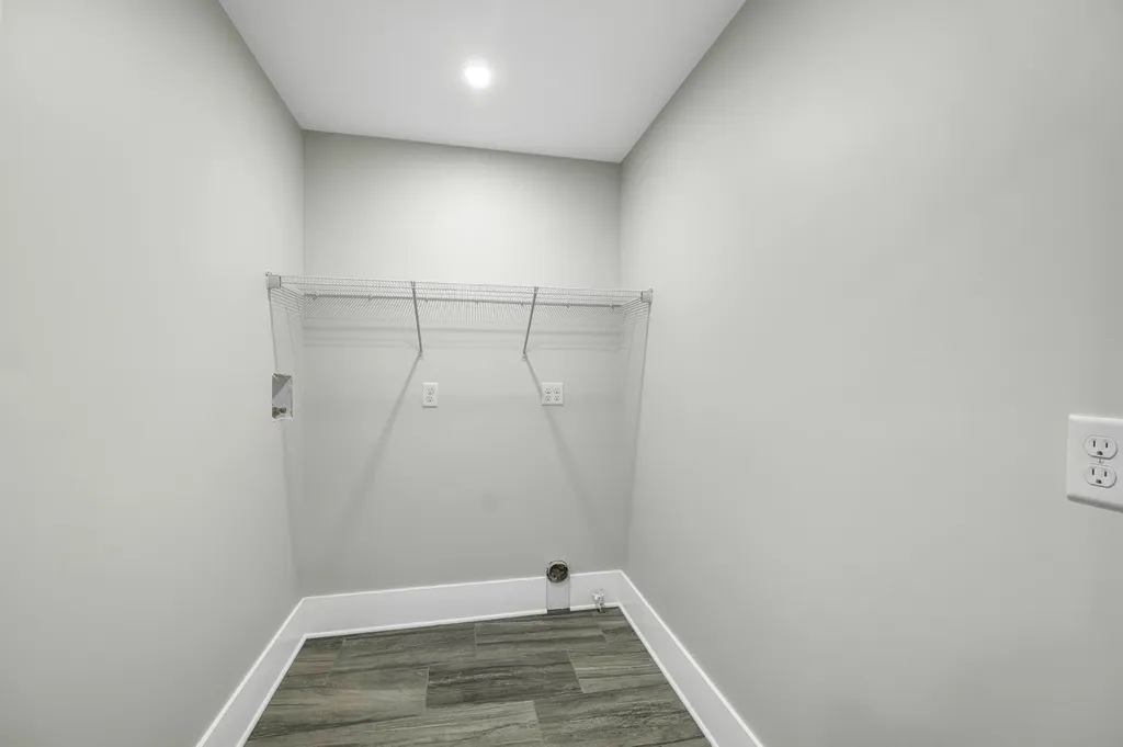 95 Brewster Street Portsmouth NH 03801