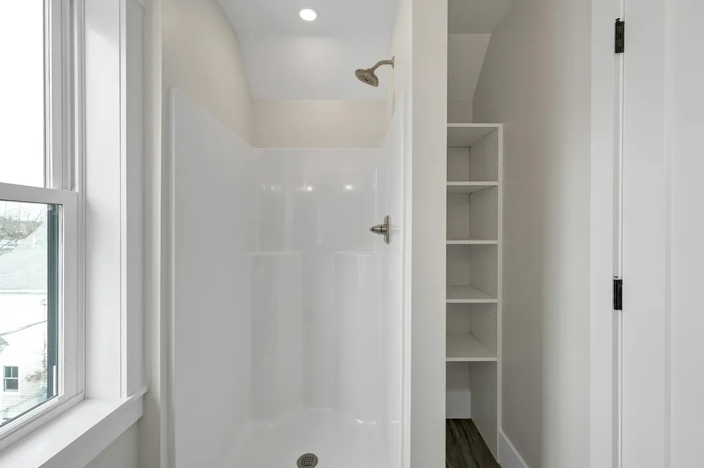 95 Brewster Street Portsmouth NH 03801