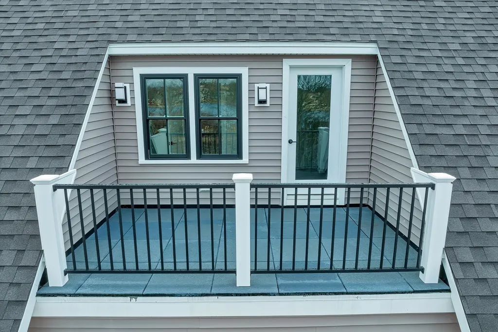 95 Brewster Street Portsmouth NH 03801