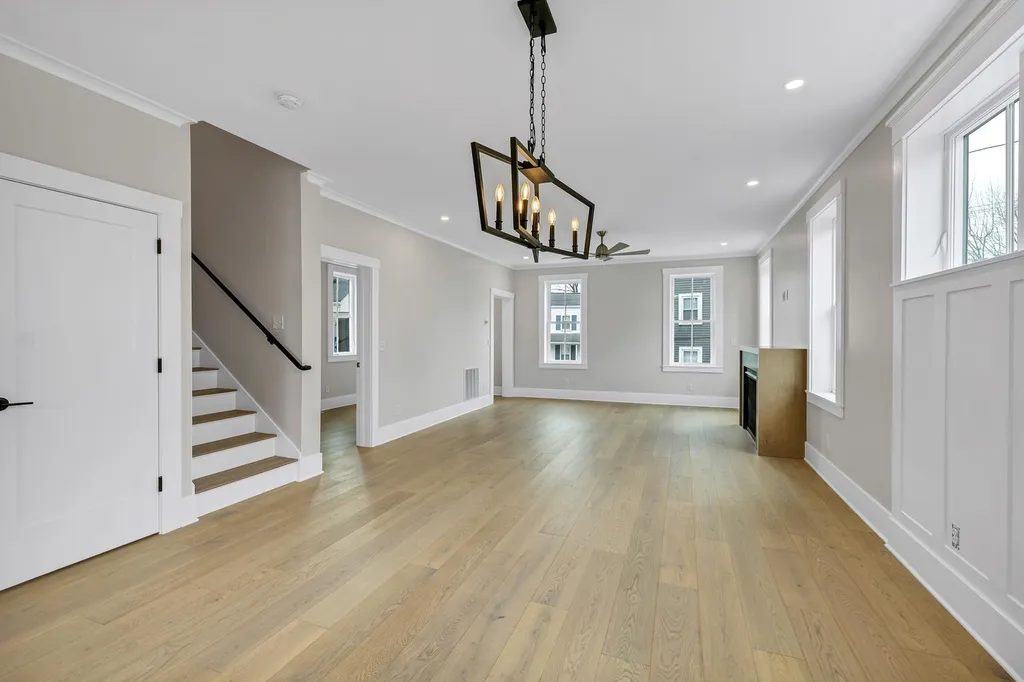95 Brewster Street Portsmouth NH 03801