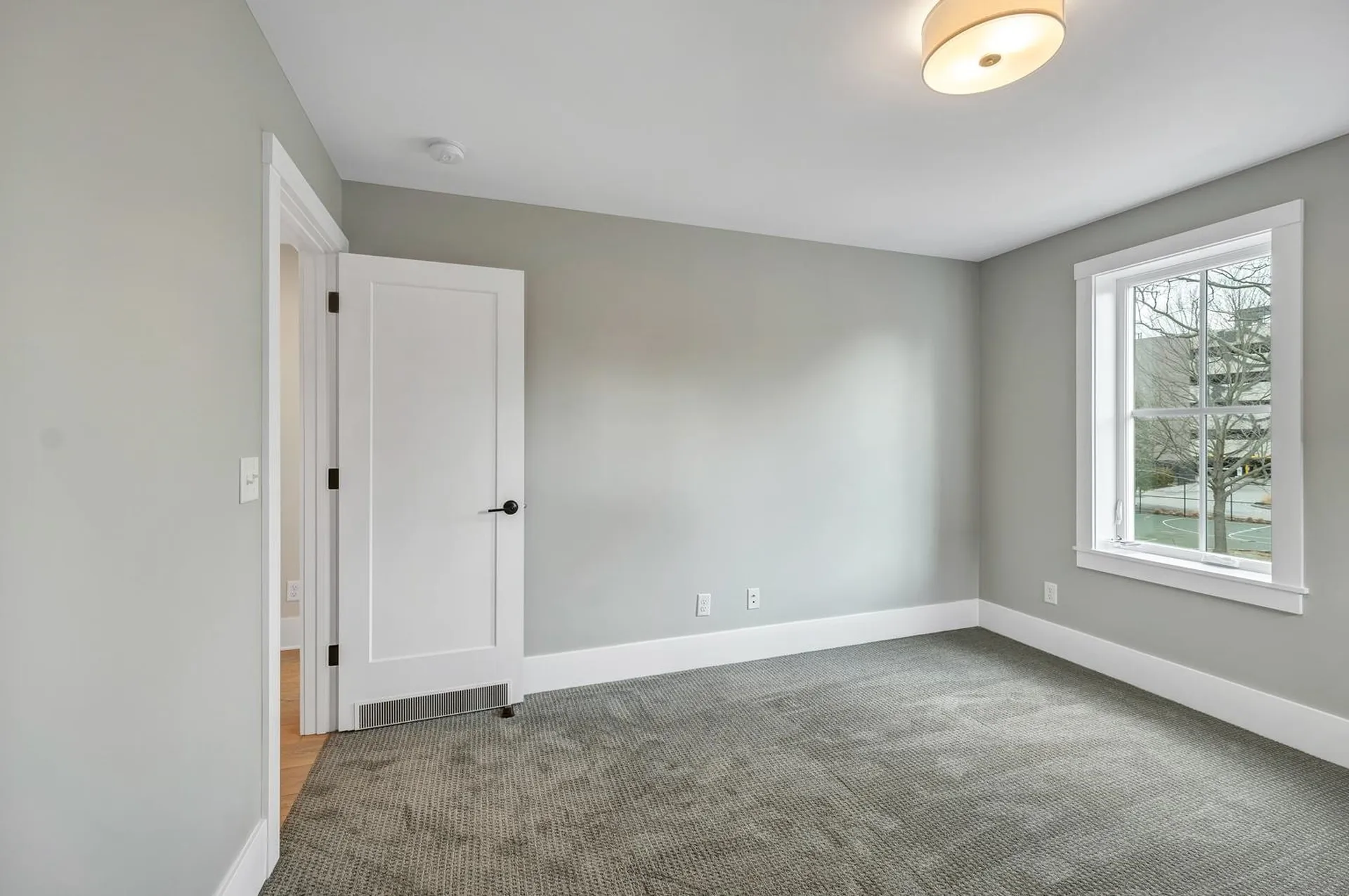 95 Brewster Street Portsmouth NH 03801