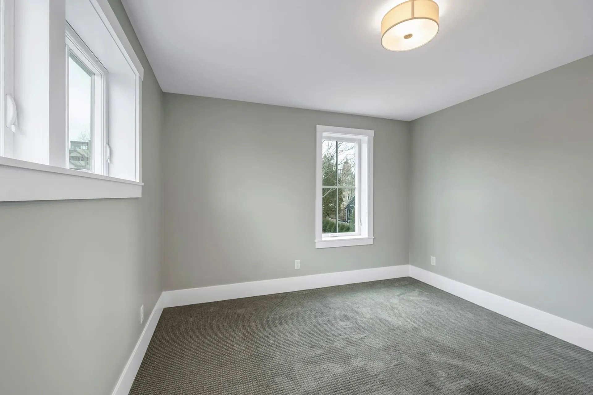 95 Brewster Street Portsmouth NH 03801
