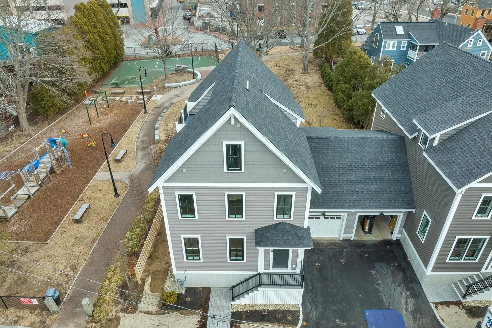 95 Brewster Street Portsmouth NH 03801