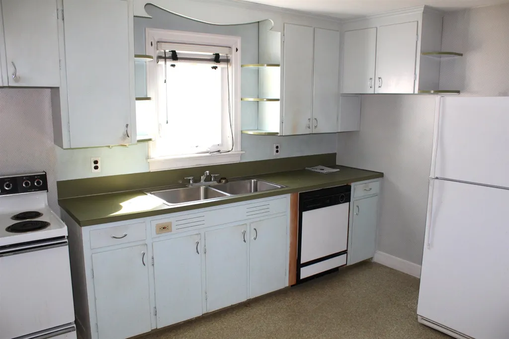 102 Belknap Street Dover NH 03820