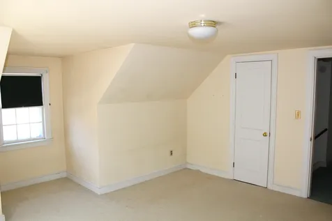 102 Belknap Street Dover NH 03820