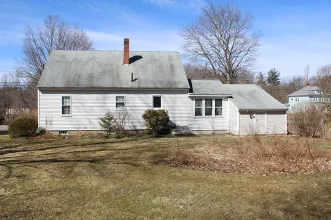 102 Belknap Street Dover NH 03820