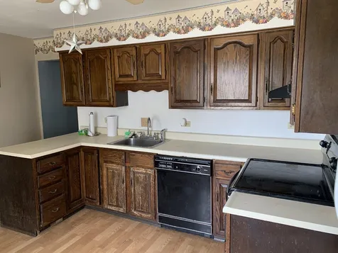 17 Douglas Street Springfield VT 05156