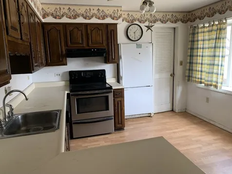 17 Douglas Street Springfield VT 05156