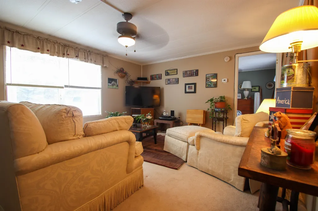 160 Halls Brook Road Rumney NH 03266