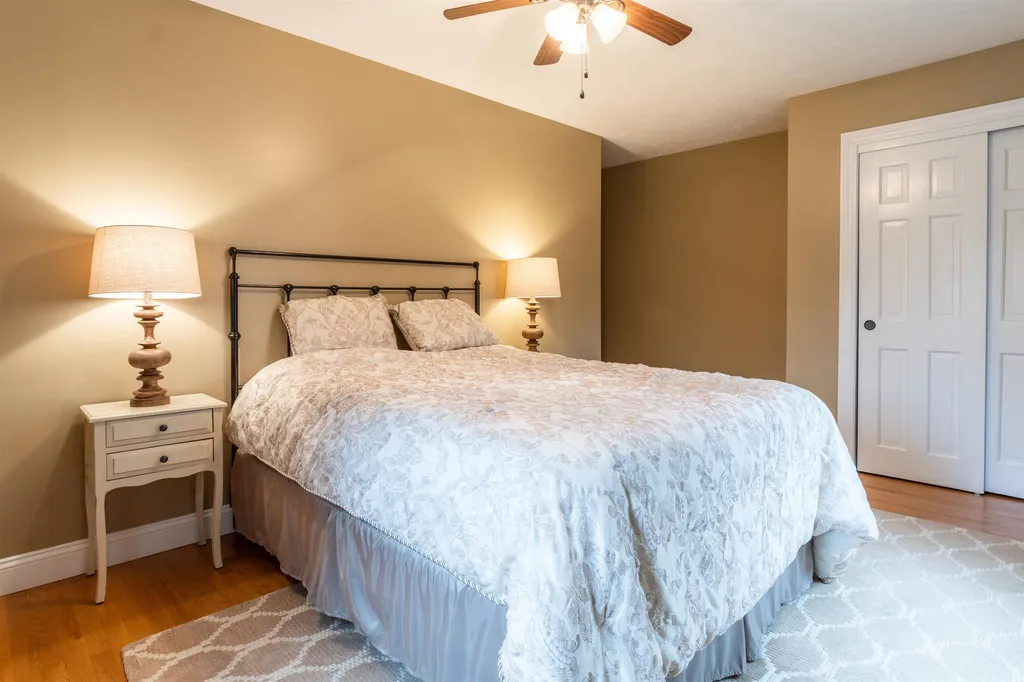 5 Plum Drive Nashua NH 03062