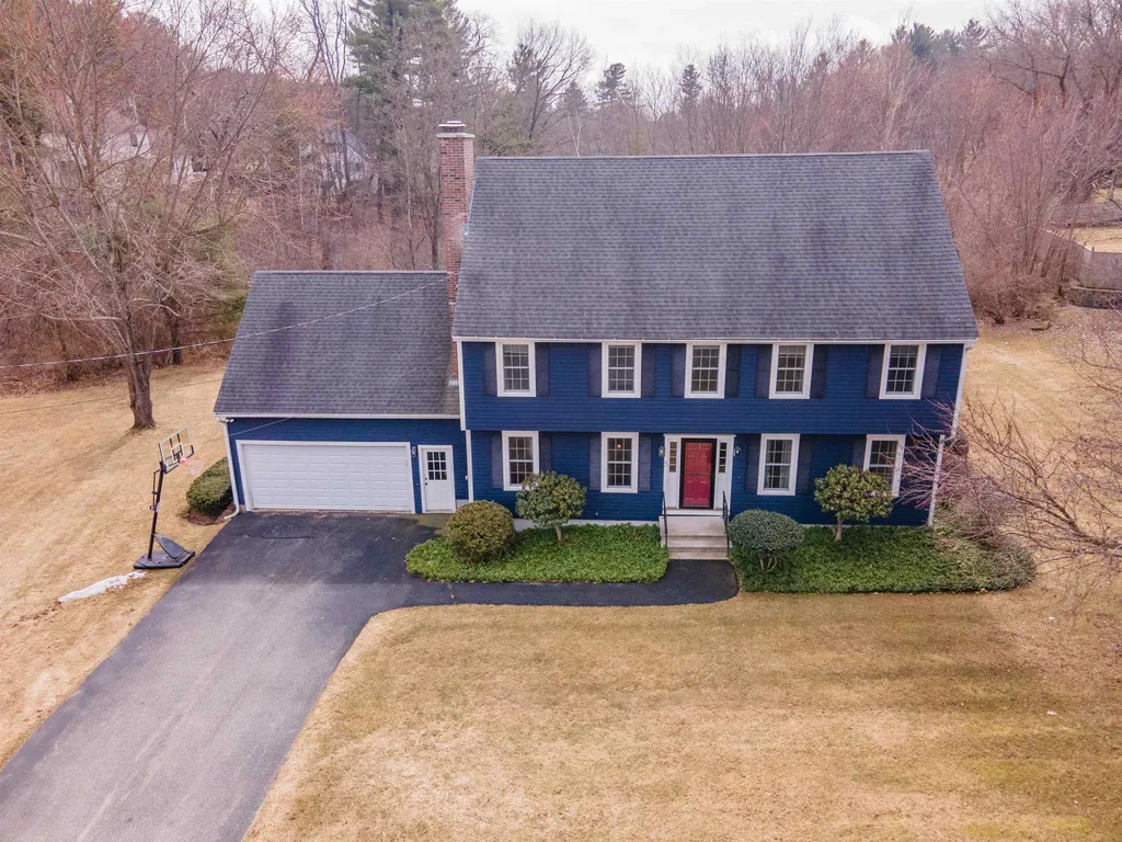 5 Plum Drive Nashua NH 03062
