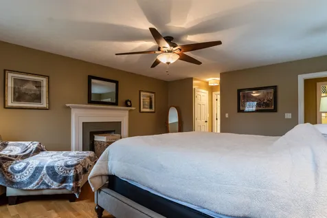 5 Plum Drive Nashua NH 03062