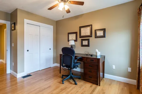5 Plum Drive Nashua NH 03062