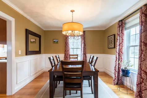 5 Plum Drive Nashua NH 03062