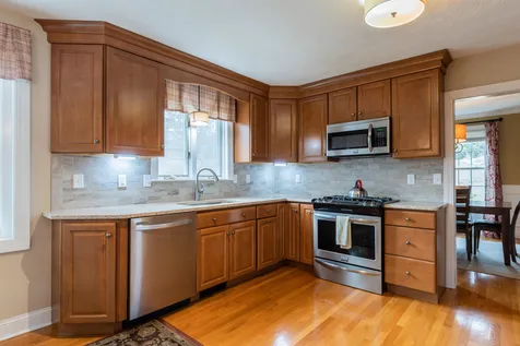 5 Plum Drive Nashua NH 03062