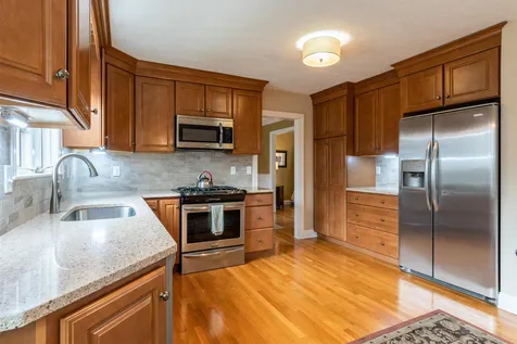 5 Plum Drive Nashua NH 03062