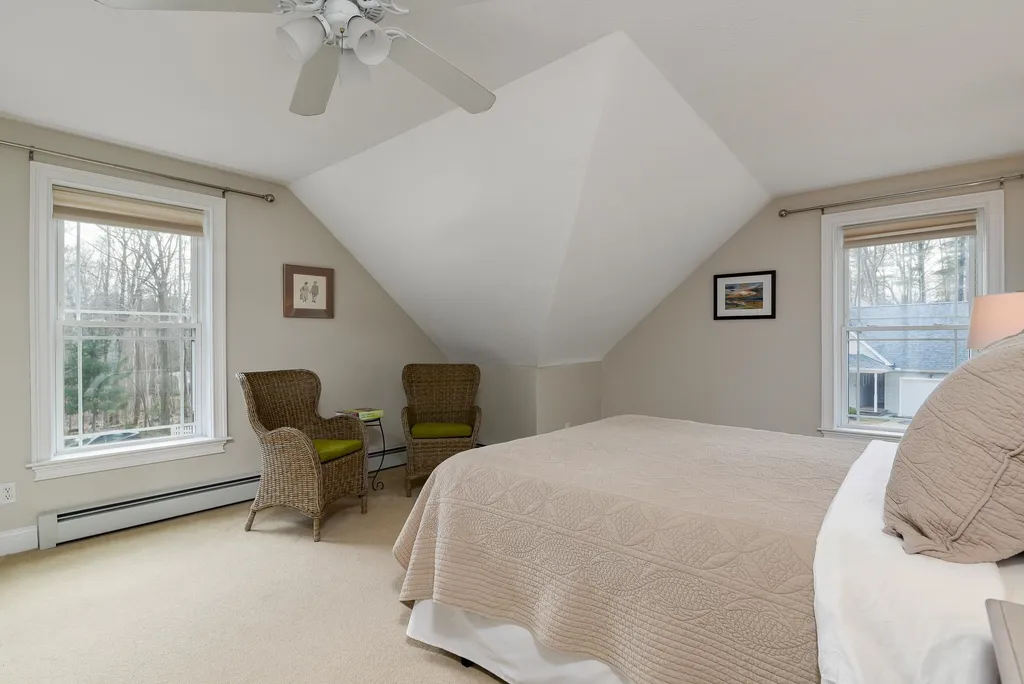 3 Izzy Lane Kittery ME 03904