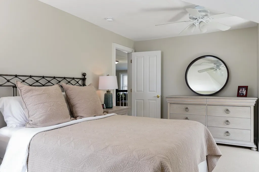 3 Izzy Lane Kittery ME 03904