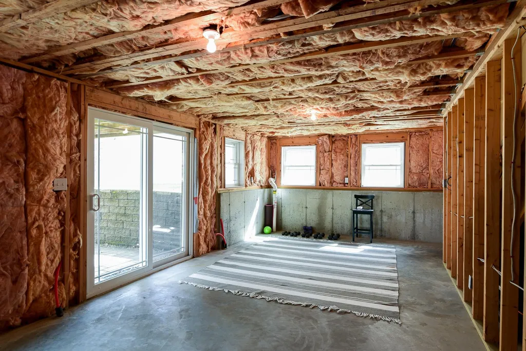 3 Izzy Lane Kittery ME 03904