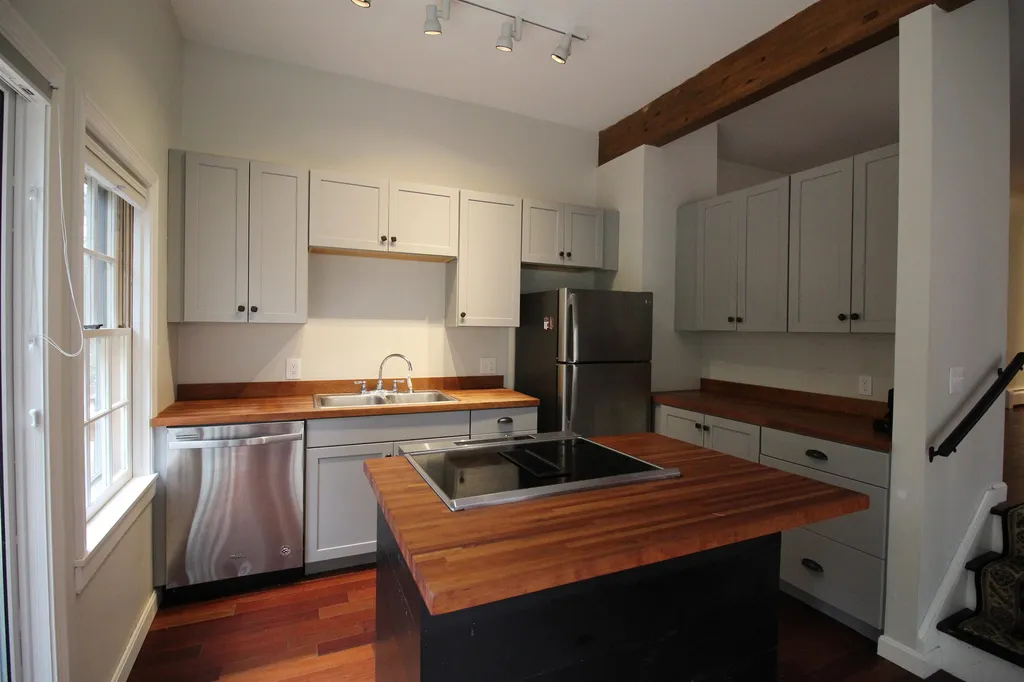 85 Townhouse Way Woodstock VT 05091