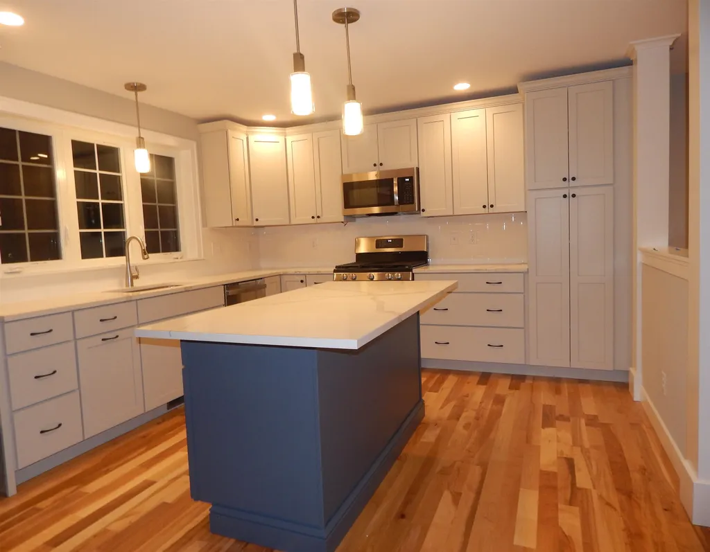 11 Rose Fountain Lane Hampton NH 03842