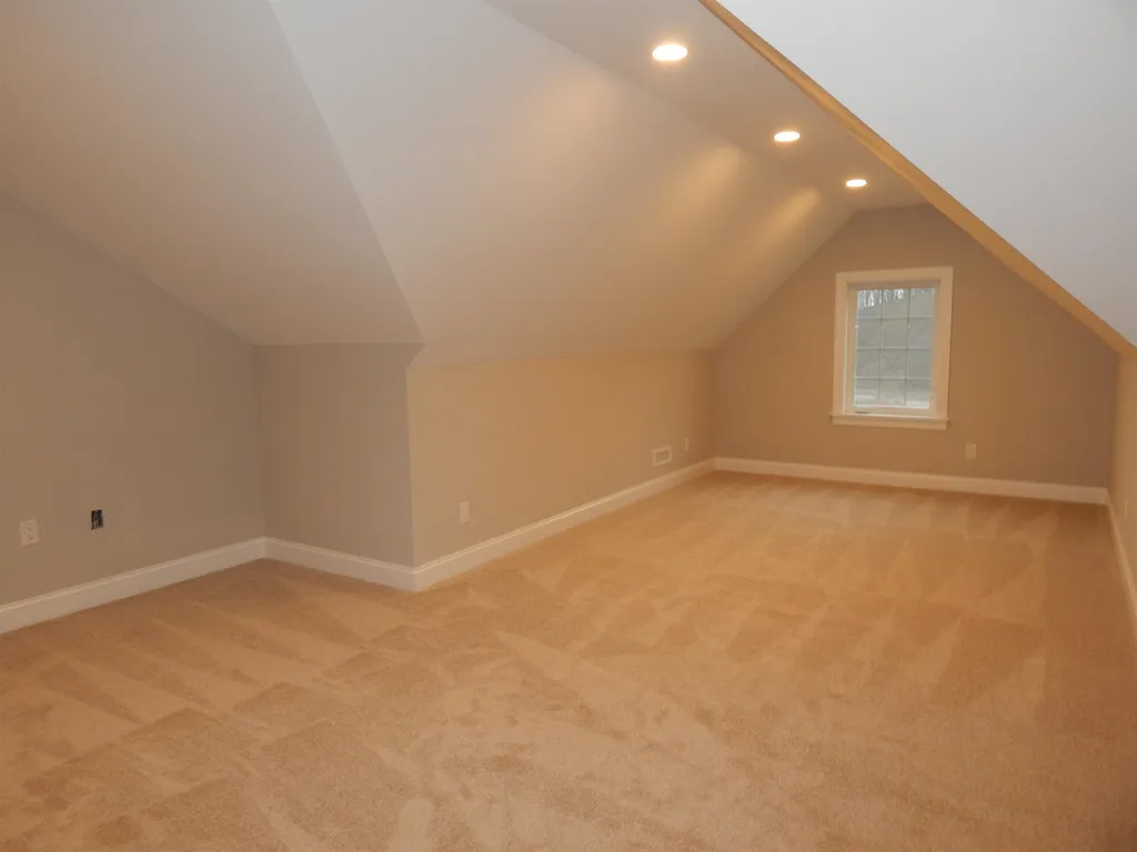 9 Rose Fountain Lane Hampton NH 03842