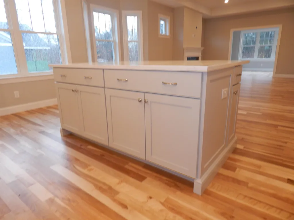 9 Rose Fountain Lane Hampton NH 03842